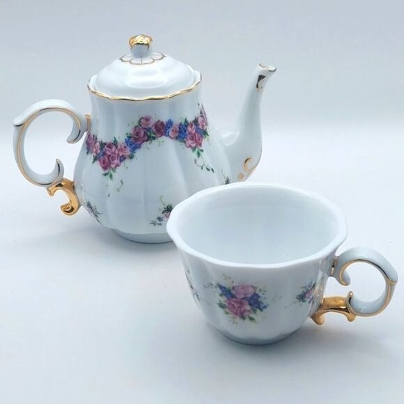 Porcelain Tea For One Floral Stackable 3 Piece Tea Set Roses Gold Trim - Picture 3 of 11